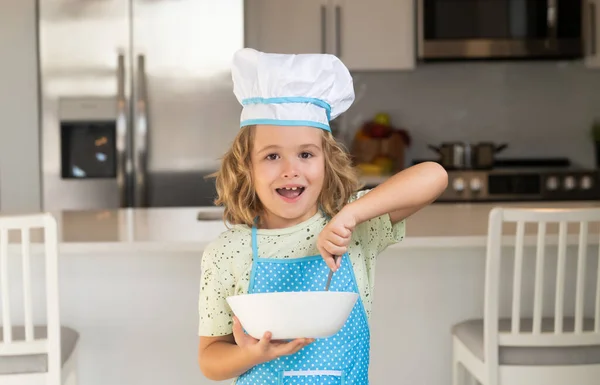 Child Chef Cook Cooking Plate Fun Kids Kitchen Funny Little — Stock Photo, Image