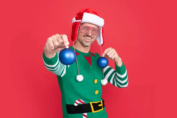 Vrolijk Kerstfeest Gelukkige Man Elf Kostuum Kerstman Hoed Man Party — Stockfoto