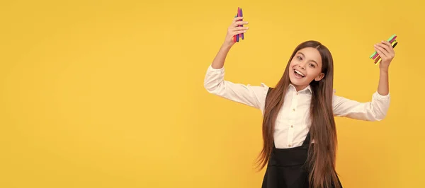 Happy School Girl Hold Felt Tips Yellow Background Artistic Education — Foto Stock