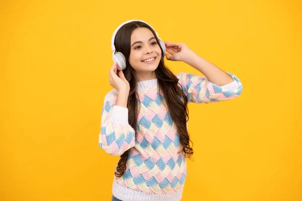 Child Listening Music Headphones Girl Listening Songs Wireless Earphones Headset —  Fotos de Stock
