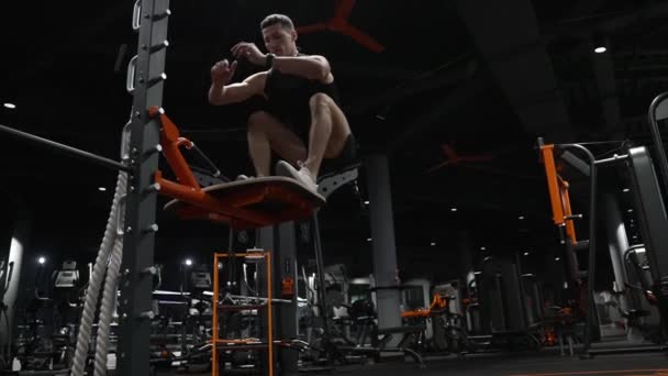 Athlete Man Jump Sport Gym Athlete Man Training Jump Fitness — Vídeo de Stock