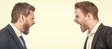 İnsan yüzü portresi, fotokopi alanı olan pankart. İki işadamı iş çatışması ve çatışmada bağırıyor