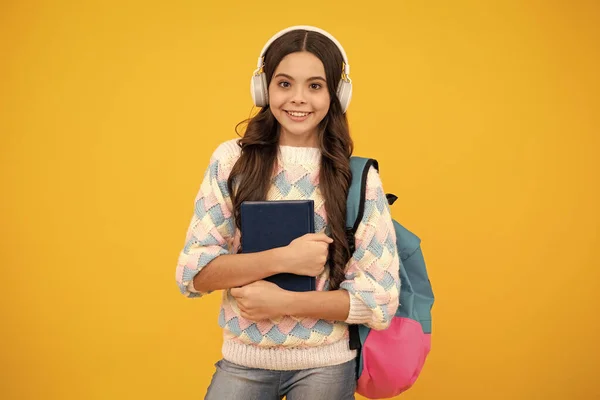 Schoolchild Teenage Student Girl Headphones School Bag Backpack Yellow Isolated — Zdjęcie stockowe
