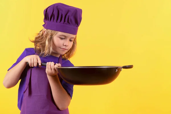 Дитина Готує Сковороді Дитячий Кухар Студійний Портрет Діти Готують Хлопчик — стокове фото