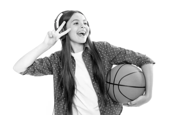 Портрет Емоційної Дивовижно Збудженої Дівчини Підлітка Школярка Підліток Баскетбольним Ячем — стокове фото
