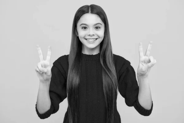 Teenager Child Years Old Showing Fingers Victory Sign Number Two — Stock Photo, Image