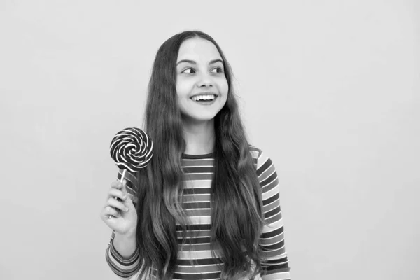 Hipster Teenager Child Girl Lick Lollypop Sugar Nutrition Candy Sweets — Fotografia de Stock