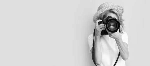 Kobieta Odizolowana Portret Twarzy Baner Makietą Miejsca Kopiowania Soczewki Letnia — Zdjęcie stockowe