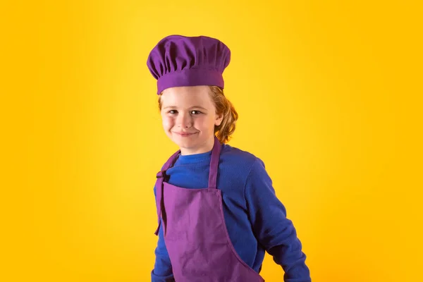 Хлопчик Кухаря Який Готує Здорову Їжу Портрет Маленької Дитини Капелюсі — стокове фото