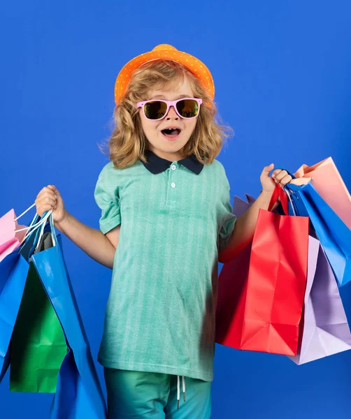 Studio Isolated Portrait Child Shopping Bag Kid Shopping Cyber Monday — Stock Fotó