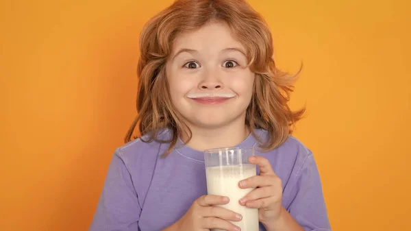 Organic Milk Little Boy Drinking Milk Child Glass Milk Yellow — Stock Photo, Image