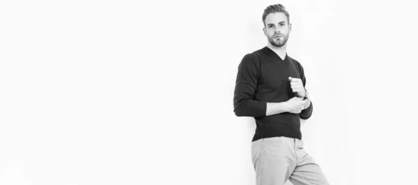Schöner Mann Trägt Lässiges Outfit Modernem Modestil Isoliert Auf Weißem — Stockfoto