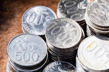 Endonezya Sikkeleri. 500, 1000, 200 Rupiah.