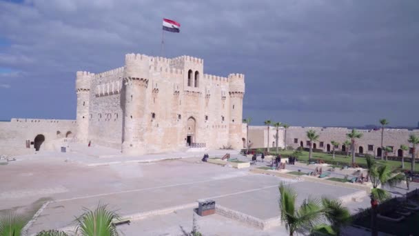 Alexandria Egipto Dezembro 2022 Vista Panorâmica Castelo Qaitbay Margens Mar Vídeo De Stock Royalty-Free