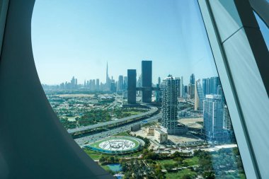 Dubai Emirlikleri 'ndeki Dubai şehrinin hava görüntüsü Dubai Çerçevesi' nden alındı - Arka planda Burj Halife - modern fütürik mimari