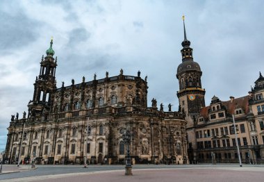Dresden, Almanya 'nın Saksonya eyaletinin başkentidir.