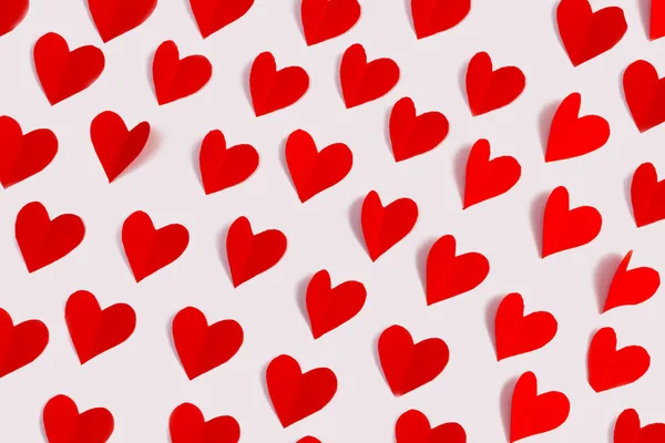 Beyaz Arka Planda Kırmızı Kalplerden Bir Desen Sevgililer Günü Konsepti — Stok fotoğraf