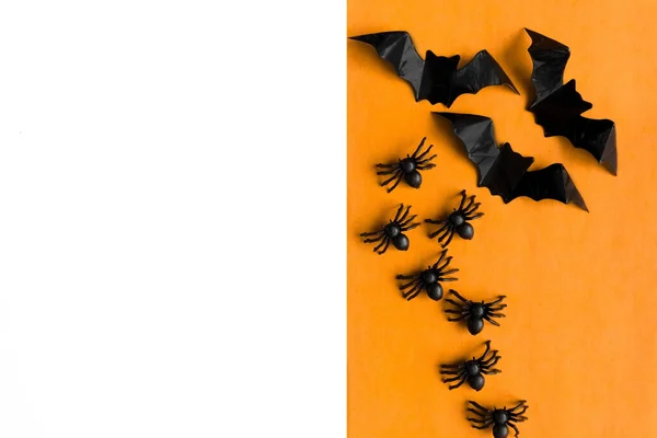 Vacanze Halloween Flatly Panificio Bianco Arancione Pipistrelli Ragni Copyspace — Foto Stock