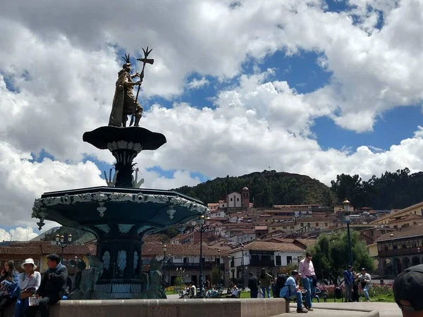 Estátua Pachacutec Plaza Armas Cusco Peru — Fotografia de Stock