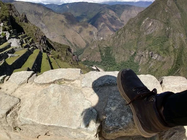 Peru 'daki Maço Picchu vadisindeki dağların manzarası