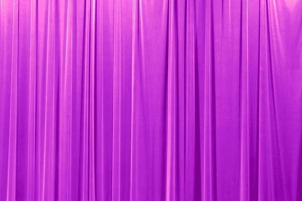 Фиолетовый Занавес Освещением — стоковое фото