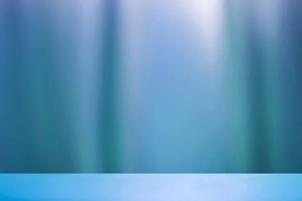 Leeg Podium Met Wazige Achtergrond Van Gordijnwand Zachte Blauwe Kleur — Stockfoto