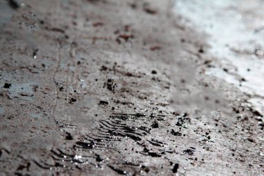 Wild Dirt and Mud Lastik İzleri: Off-Road ve Outdoor Adventure Designs için Cesur Arkaplan