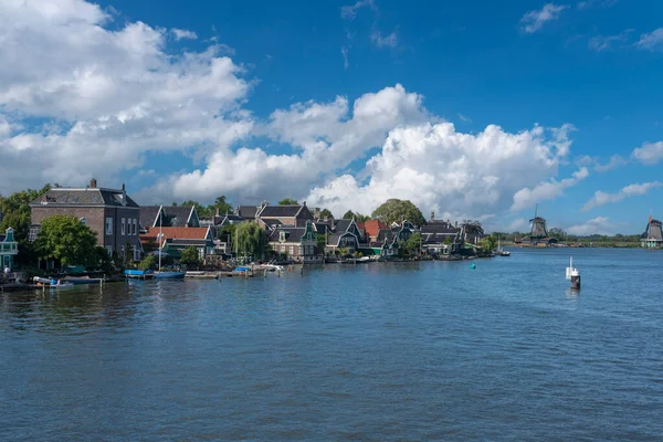 Widok Rzekę Zaan Zaandijk Prowincja Holandia Północna Holandii — Zdjęcie stockowe