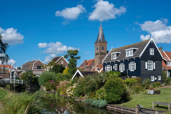 Charakterystyczny Widok Wieś Westerstraat Wyspie Marken Prowincja Holandia Północna Holandii — Zdjęcie stockowe
