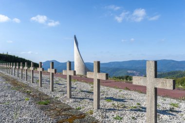 Hatıra Feneri, eski Natzweiler-Struth toplama kampında anıt. Natzwiller Fransa 'nın Alsace bölgesindeki Bas-Rhin departmanında.