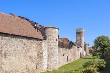 Obernai 'deki tarihi şehir duvarı. Fransa 'nın Alsace bölgesindeki Bas-Rhin departmanı