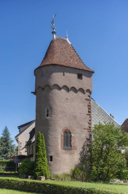 Obernai 'deki Tour d' Enceinte 'nin dış görünüşü. Fransa 'nın Alsace bölgesindeki Bas-Rhin departmanı