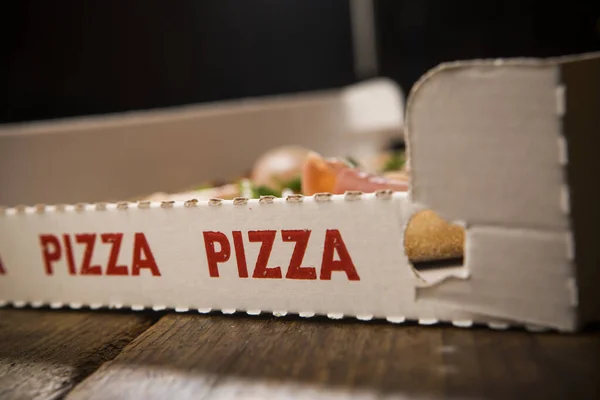 Carton Avec Inscription Pizza Extérieur Intérieur Pizza Prêt Être Livré — Photo