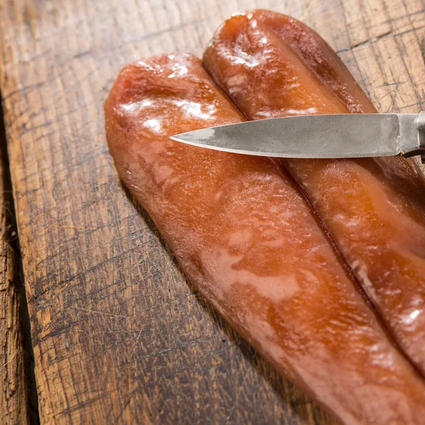 Bottarga Mit Traditionellem Sardischen Messer Auf Holztisch — Stockfoto