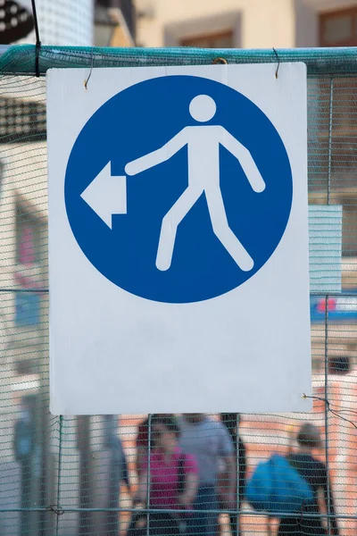 Señal Tráfico Acceso Para Peatones Contexto Urbano — Foto de Stock