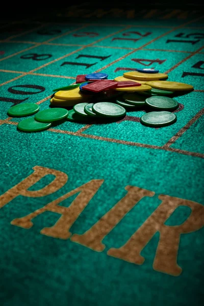 Roulette Game Board Colored Chips — Stock Photo, Image