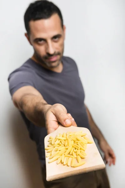 Man Holding Pasta Isolated White Background — Stock Photo, Image