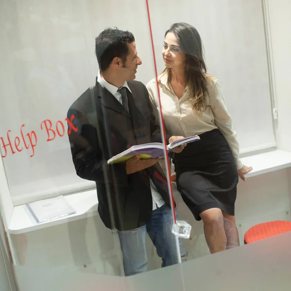 Couple Elegantly Dressed Business Colleagues Discuss Standing Windowed Office — Stock Photo, Image