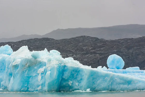 Айсберг Між Льодовиками Патагонії Аргентина — стокове фото