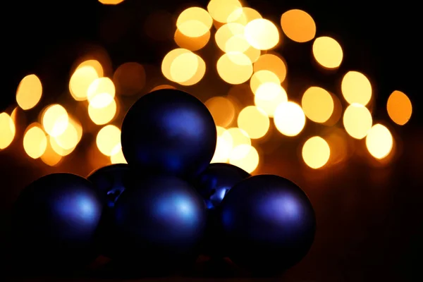 Jul Blå Bollar Bakgrunden Ligh — Stockfoto