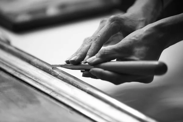 Mão Carpinteiro Uma Oficina — Fotografia de Stock