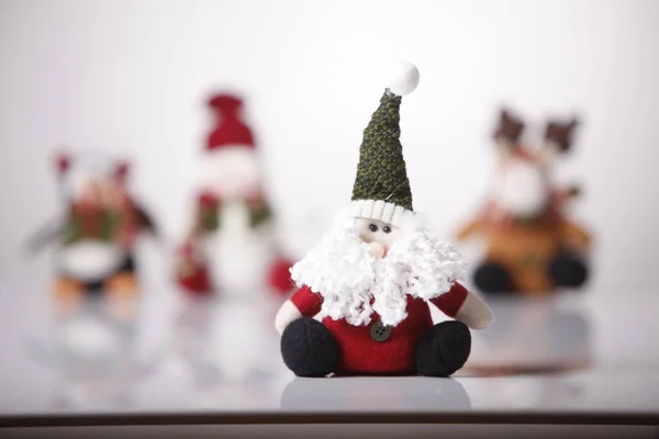 Santa Claus Marionett Med Bakgrund Andra Jul Tecken — Stockfoto
