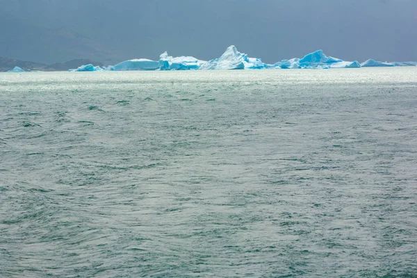 Eisberg Zwischen Den Gletschern Patagoniens Argentinien — Stockfoto