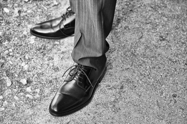 雅致的男鞋细节 — 图库照片
