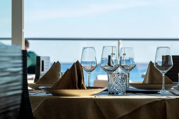 Gedeckter Tisch Einem Restaurant Meer — Stockfoto