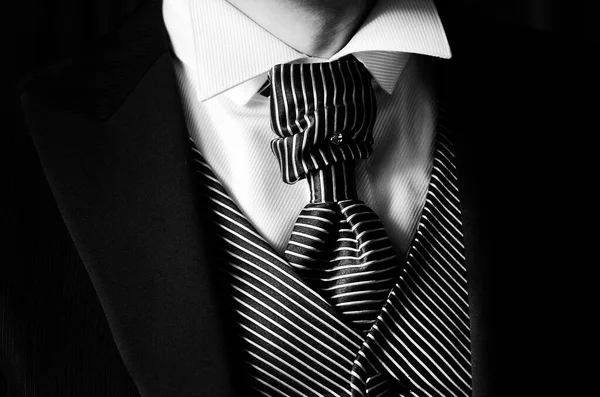 Adam Bir Takım Elbise — Stok fotoğraf