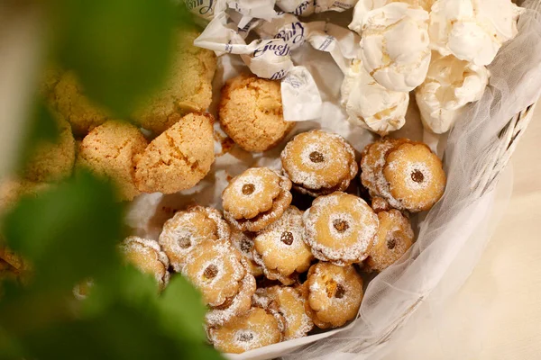 traditional italian cookies, christmas and new year, sweet cookies, close up