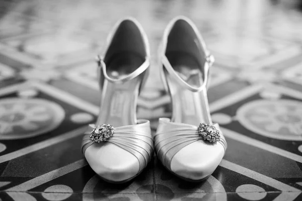 Красивые Свадебные Туфли Полу — стоковое фото