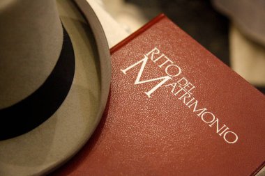 rito del matrimonio 'nun düğün kitabının yakın plan görüntüsü.