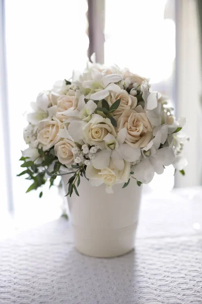 Beautiful Bouquet White Roses Vase — Stock Photo, Image
